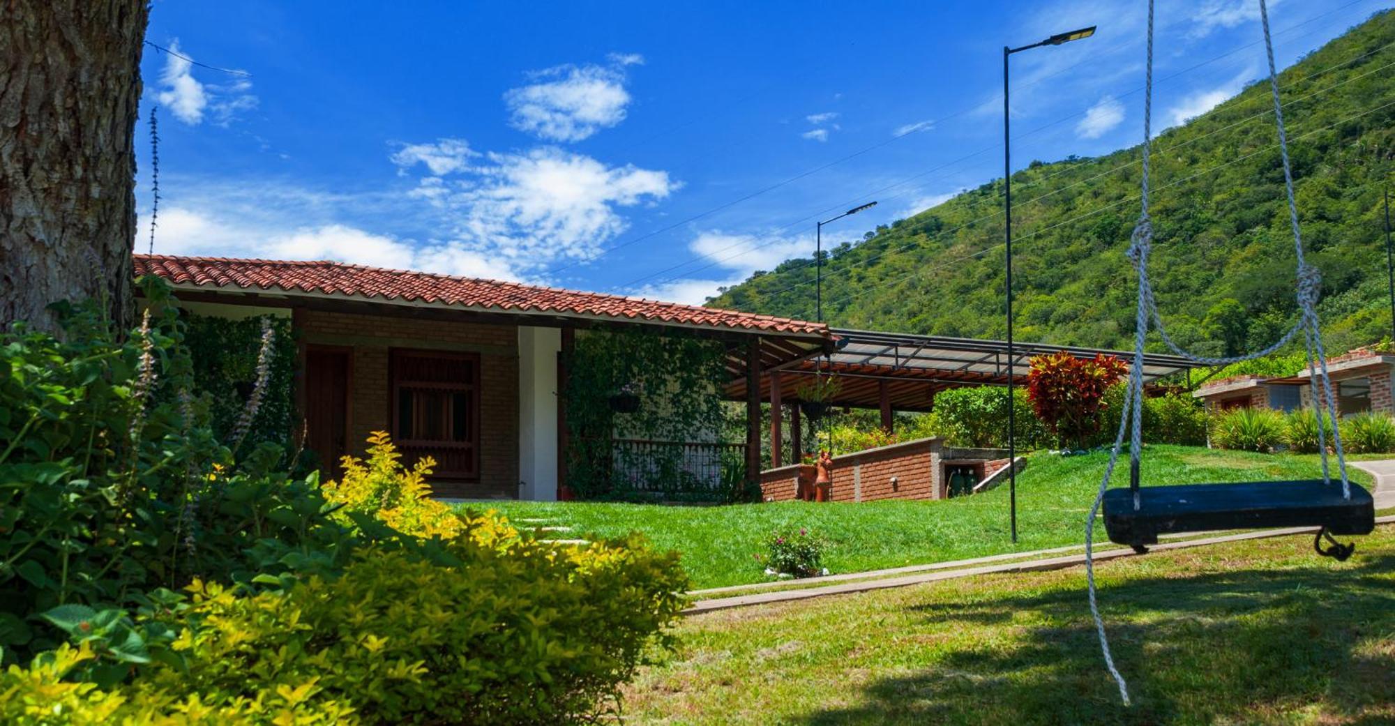 Hacienda La Tulia Eco Toro