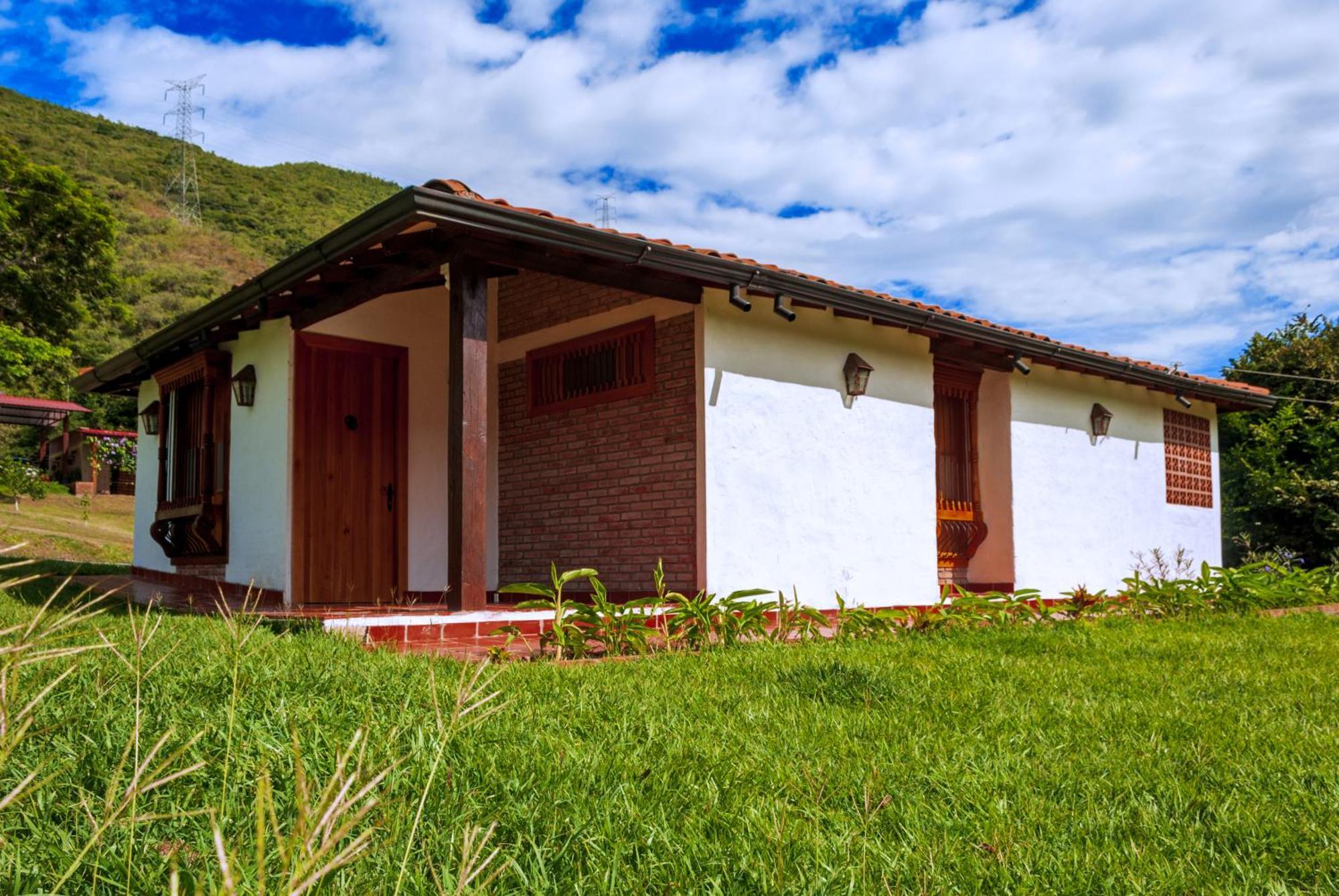 Hacienda La Tulia Eco * Toro